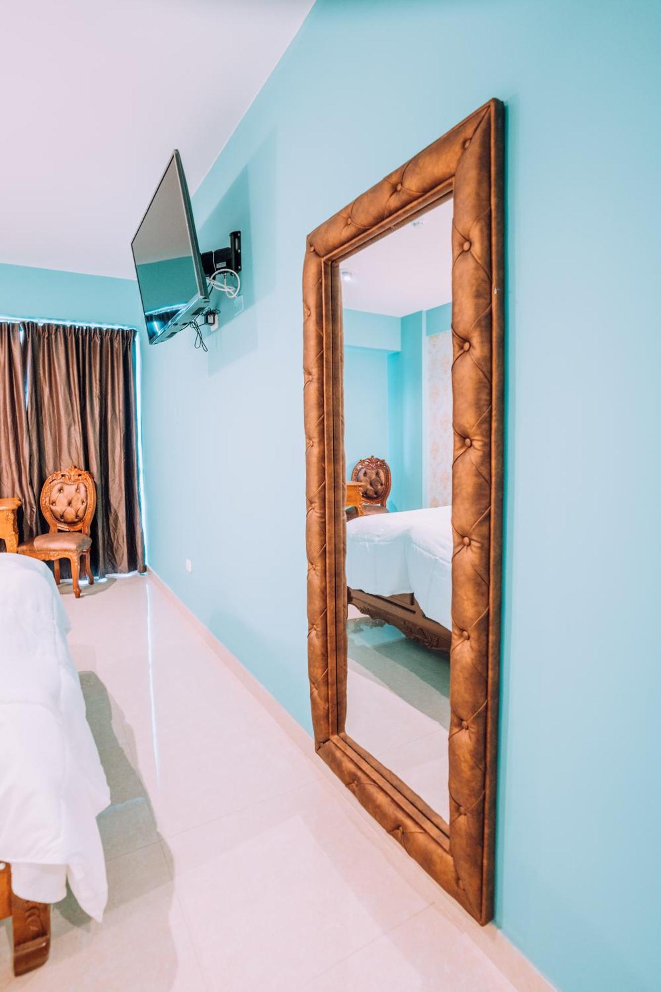 Design & Club Hotel Lima