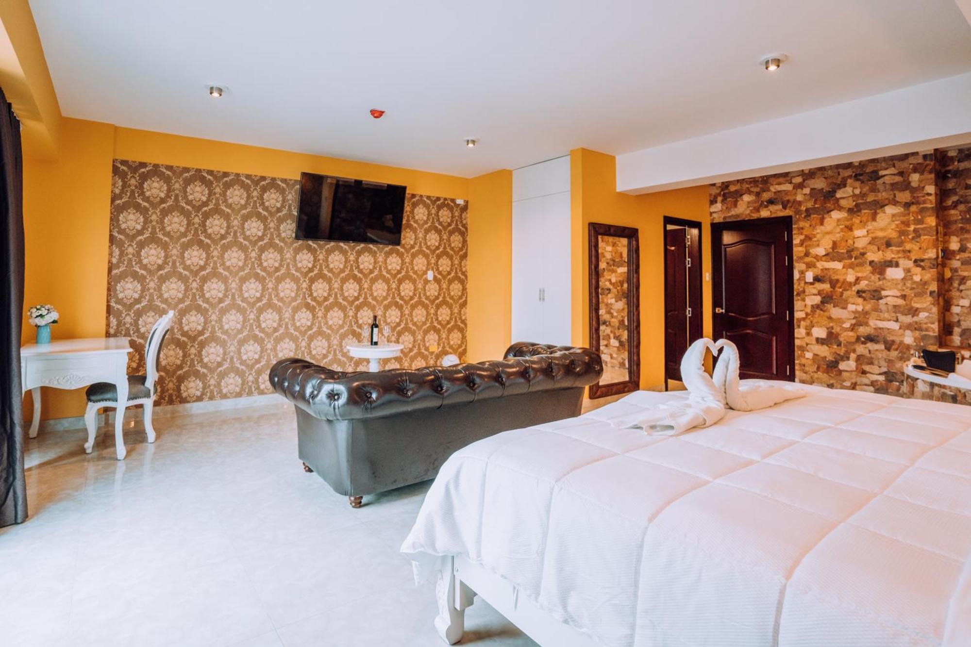 Design & Club Hotel 3*