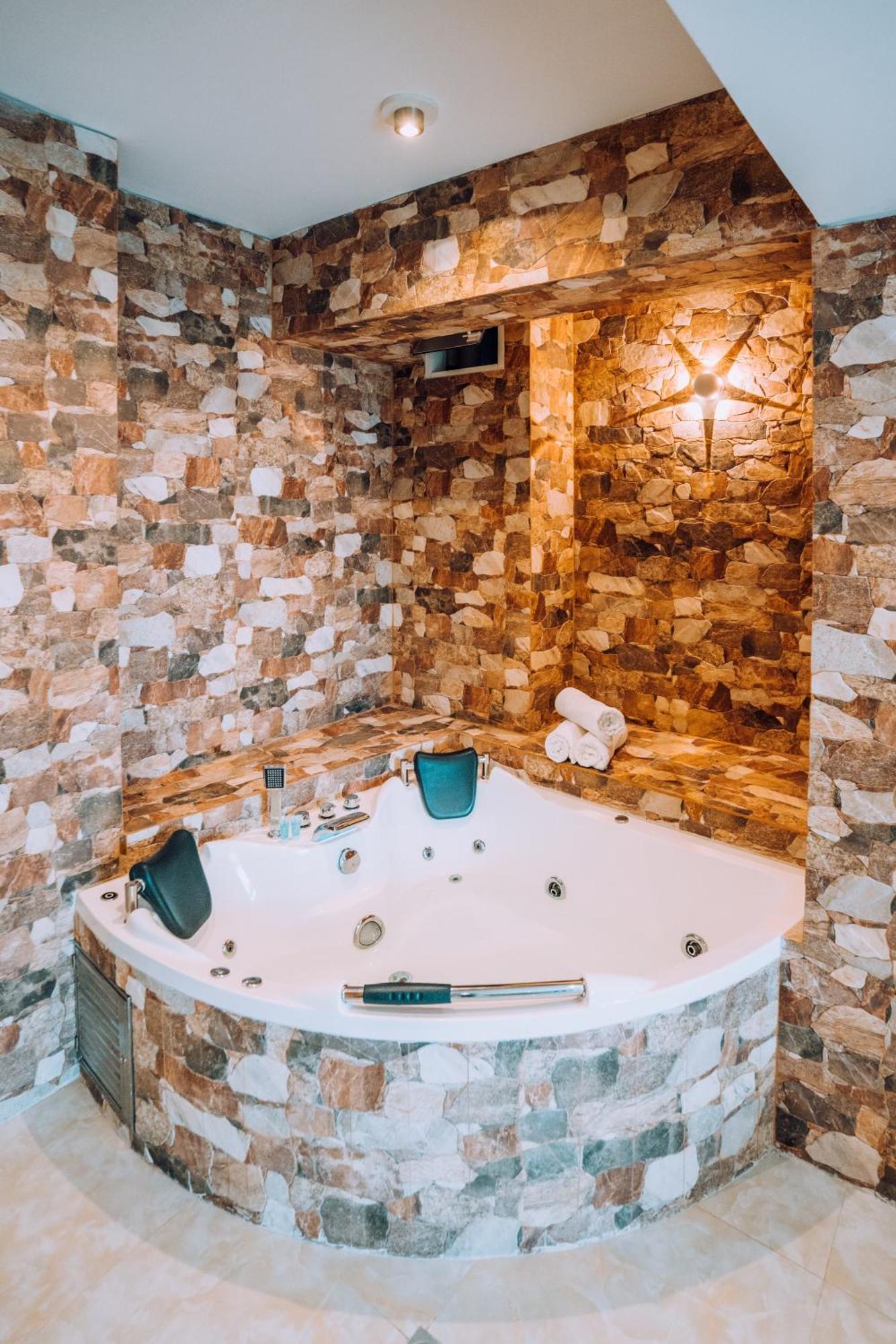 Design & Club Hotel Lima