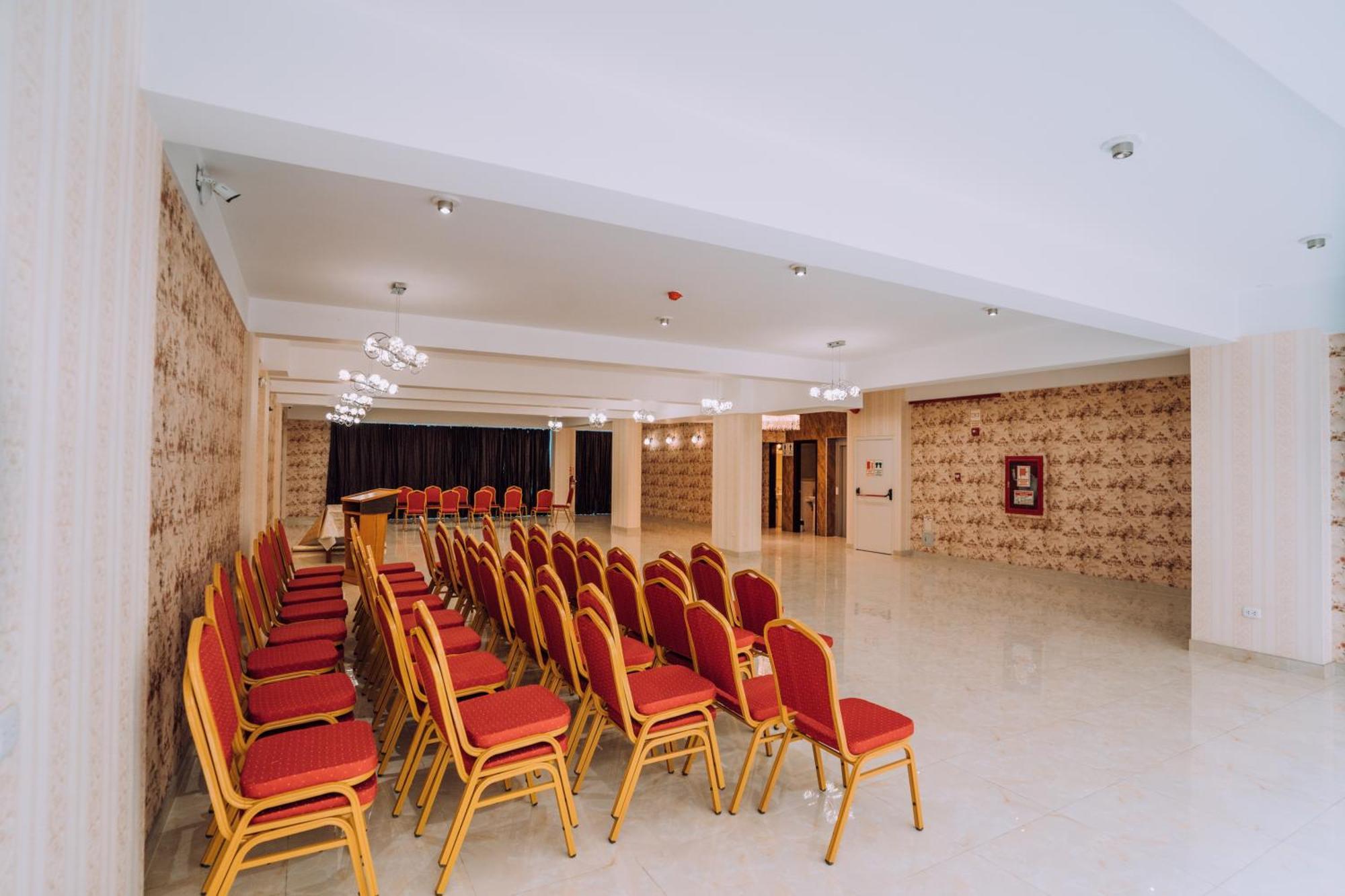 Design & Club 3*